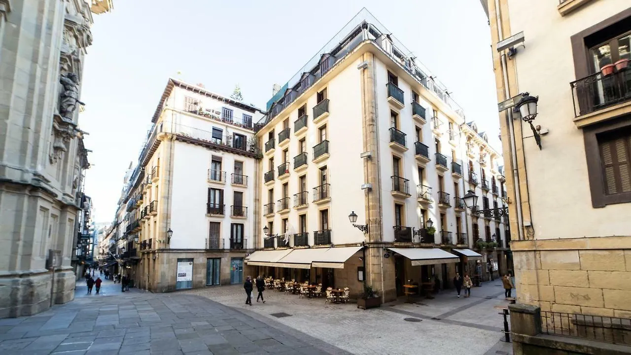 Port Lux. Old Town - Sshousing Apartment San Sebastian Spain