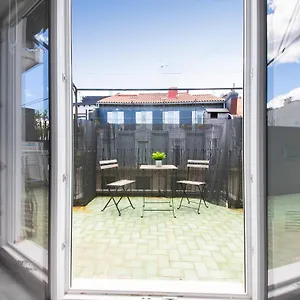 Beautiful With Terrace - Prime Location! Saint-Sébastien